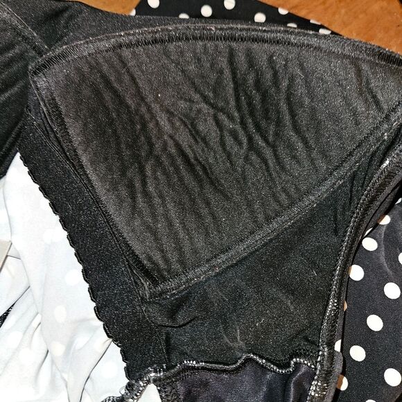 Lands’ End Black White Polka‑Dot Tankini Top Women’s Size 10 Shelf Bra Adj - Picture 4 of 5
